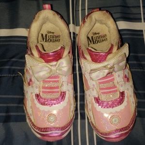 Girls minnie mouse shoes